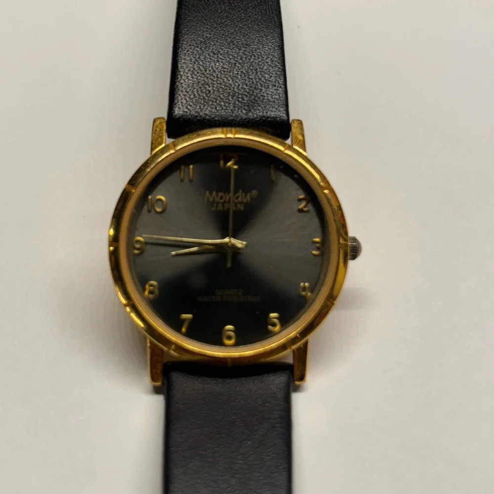 Mondu Gold and Black Watch - Picture 7 of 8